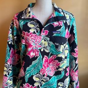 Floral Patagonia Pullover
